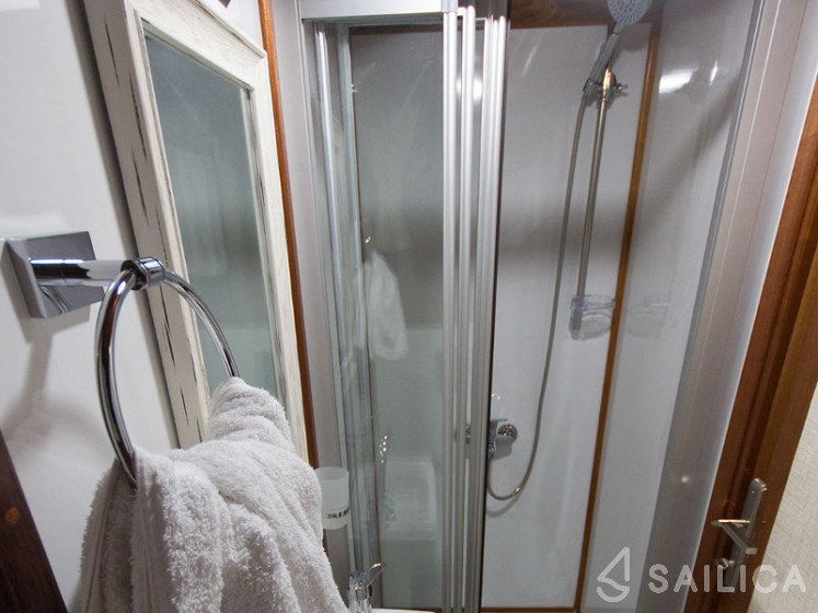 Gulet - Yacht Charter Sailica