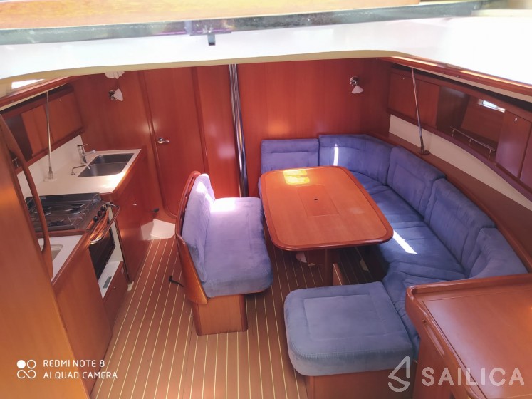 Dufour 425 - Yacht Charter Sailica
