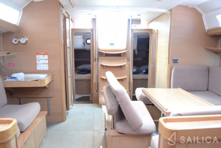 Dufour 500 GL - Yacht Charter Sailica