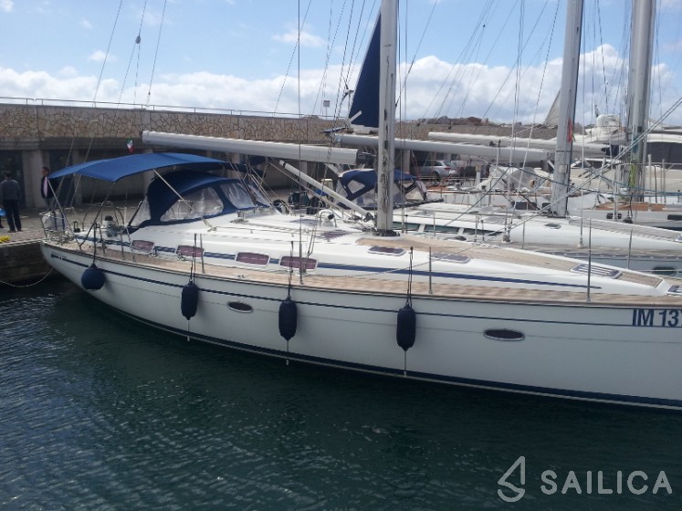 Bavaria 46 Cruiser - Yacht Charter Sailica