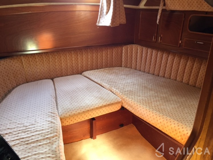 Amel Supermaramu - Yacht Charter Sailica