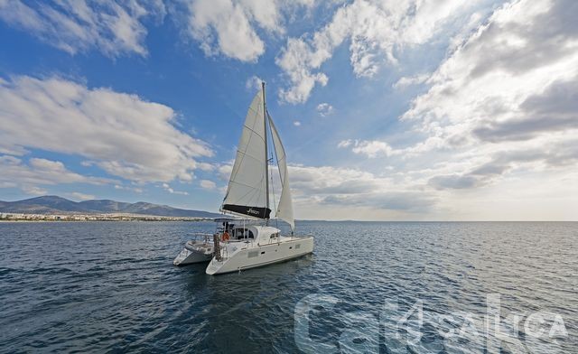 Lagoon 380 S2 - Yacht Charter Sailica