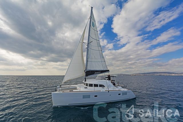 Lagoon 380 S2 - Yacht Charter Sailica