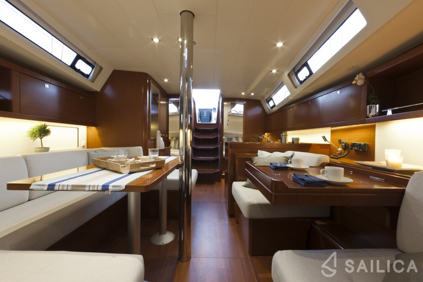 Oceanis 48 - Yacht Charter Sailica