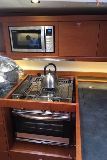 Oceanis 48 - Yacht Charter Sailica