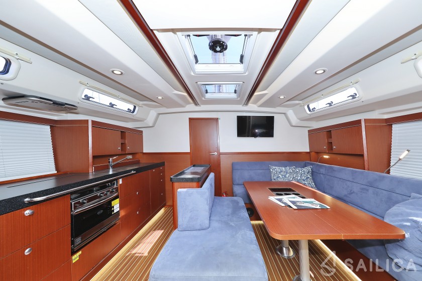 Hanse 505 - 4 + 1 cab. - Yacht Charter Sailica