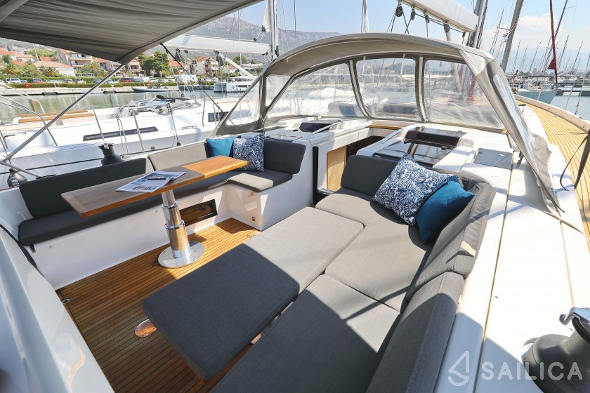 Hanse 588 - Yacht Charter Sailica