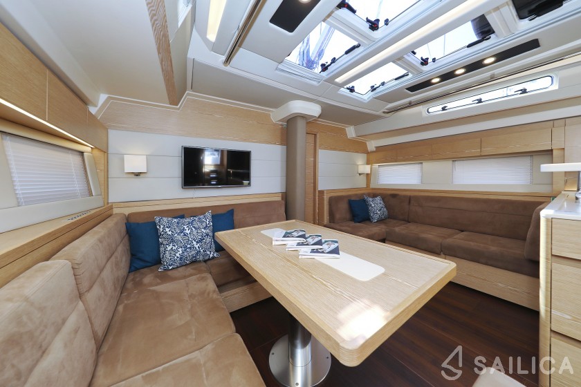 Hanse 588 - Yacht Charter Sailica