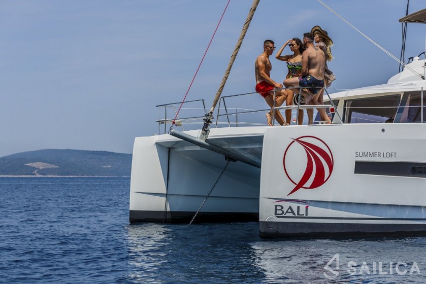 Bali 4.3 - Yacht Charter Sailica