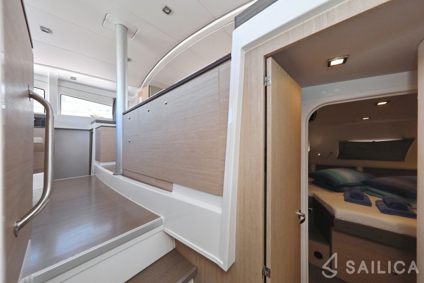 Bali 4.3 - Yacht Charter Sailica
