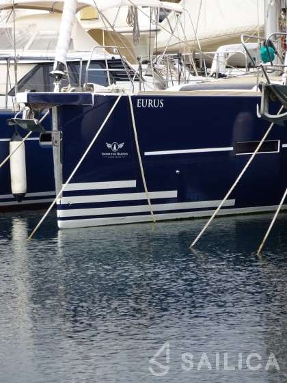 Dufour 520 GL - Yacht Charter Sailica