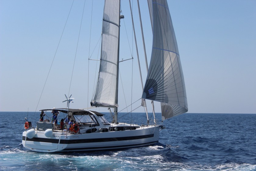 Oceanis 62 - Yacht Charter Sailica