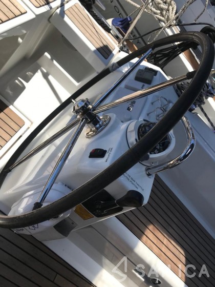 Oceanis 45 - Yacht Charter Sailica