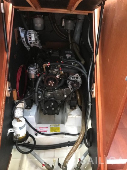 Oceanis 45 - Yacht Charter Sailica