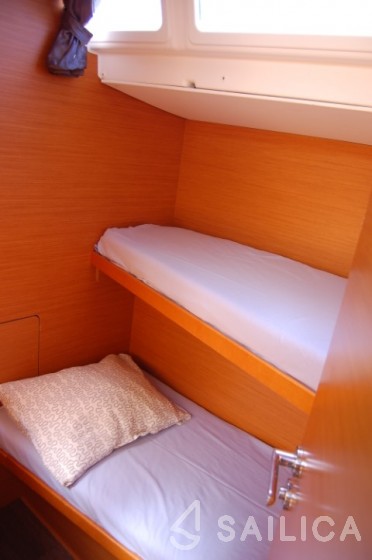 Sun Odyssey 519 - Yacht Charter Sailica
