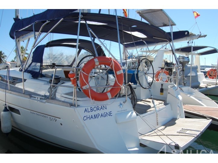 Sun Odyssey 519 - Yacht Charter Sailica
