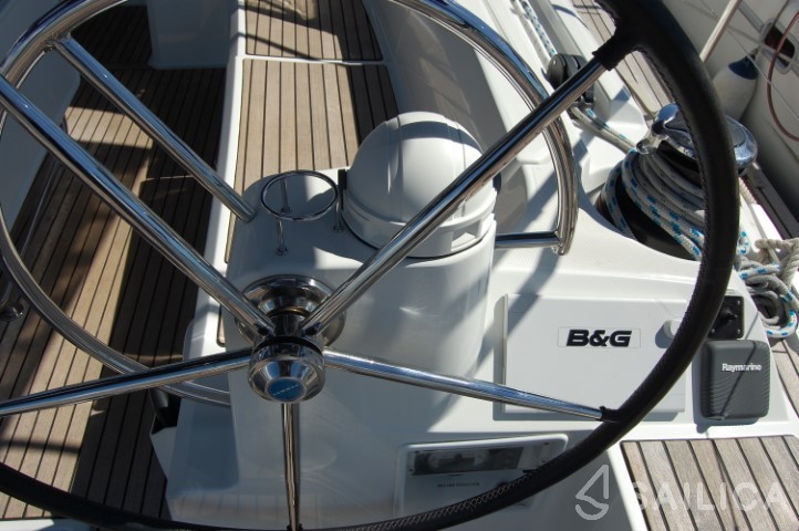 Sun Odyssey 519 - Yacht Charter Sailica