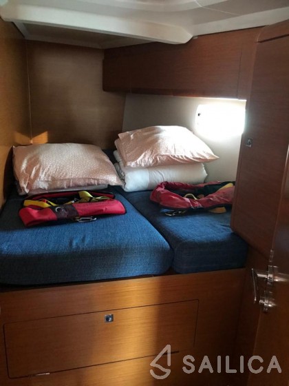 Sun Odyssey 519 - Yacht Charter Sailica