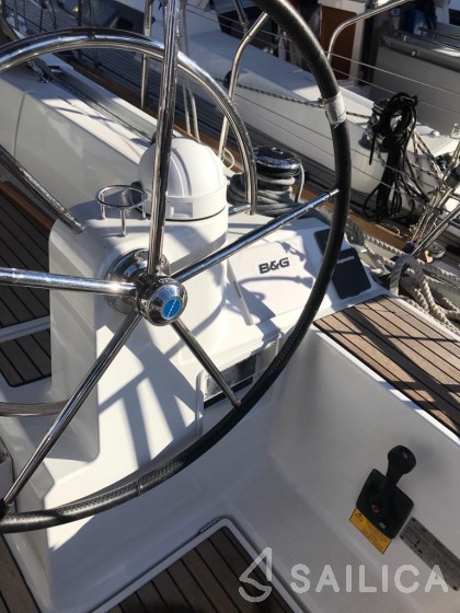 Sun Odyssey 519 - Yacht Charter Sailica