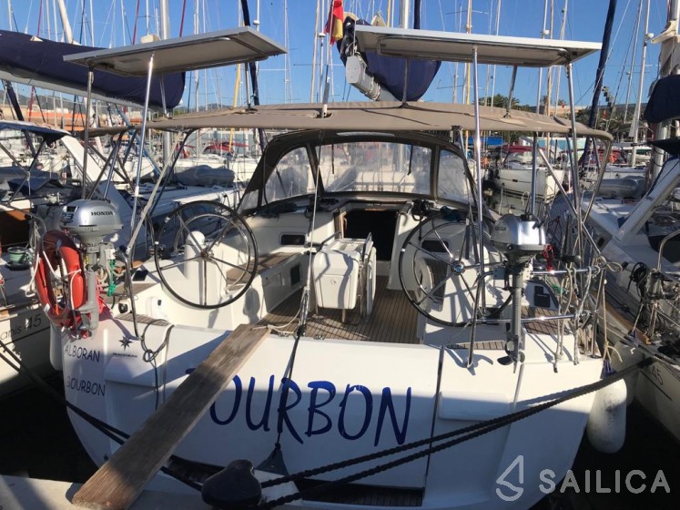Sun Odyssey 519 - Yacht Charter Sailica