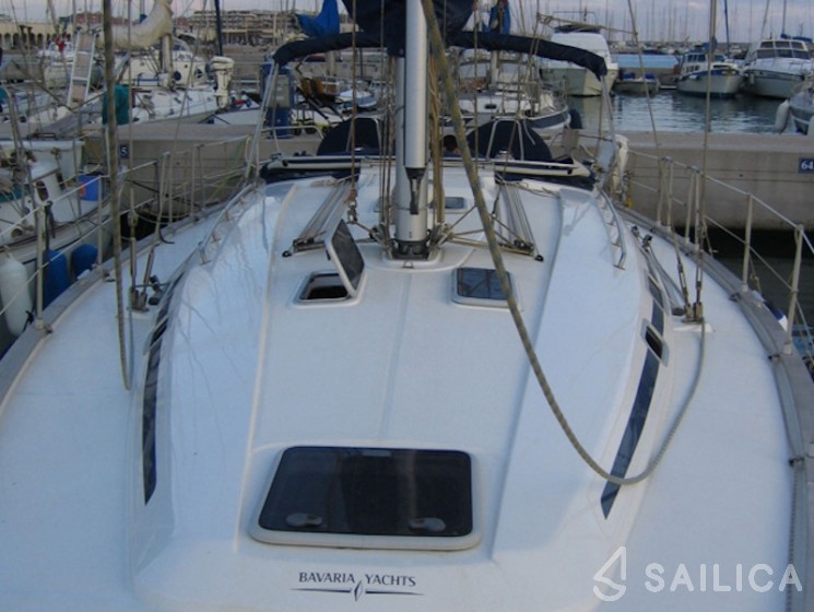 Bavaria 44 - Yacht Charter Sailica