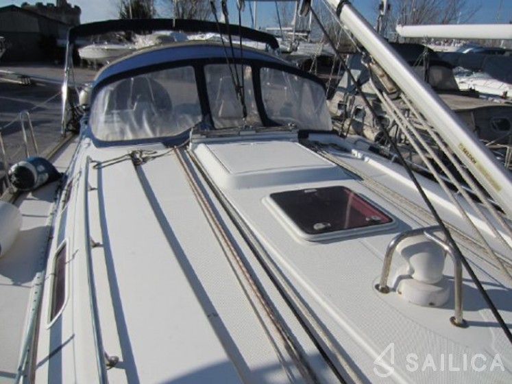 Bavaria 44 - Yacht Charter Sailica