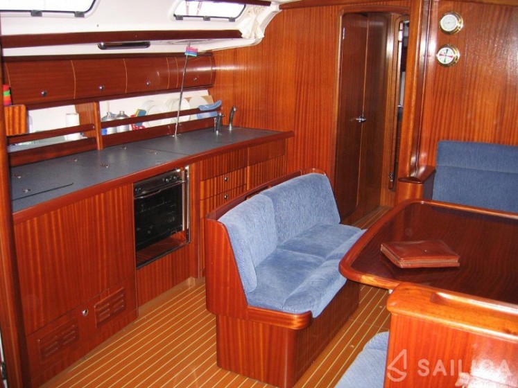 Bavaria 44 - Yacht Charter Sailica