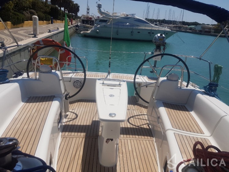 Oceanis 46 - Yacht Charter Sailica