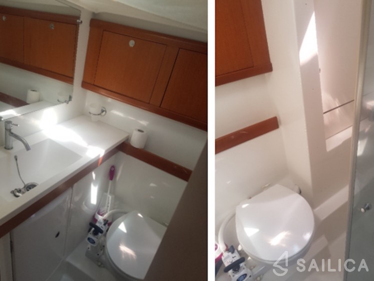 Oceanis 46 - Yacht Charter Sailica