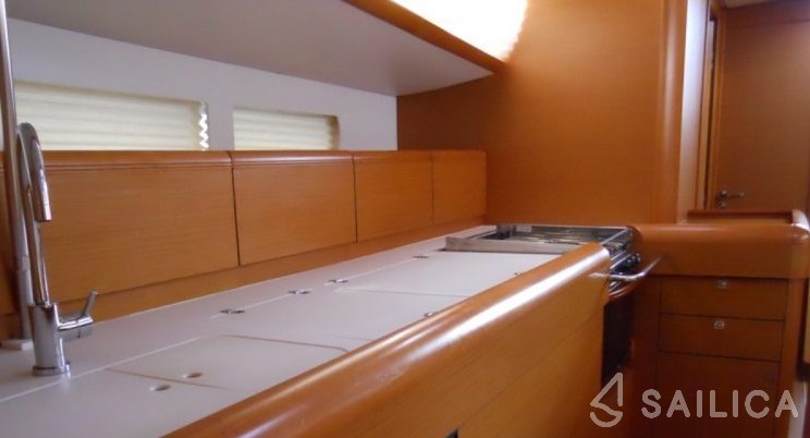 Sun Odyssey 509 - Yacht Charter Sailica
