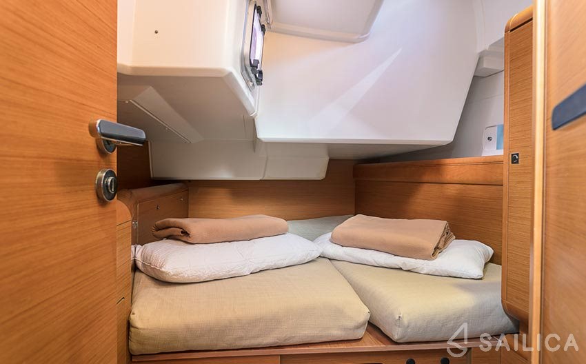 Sun Odyssey 509 - Yacht Charter Sailica