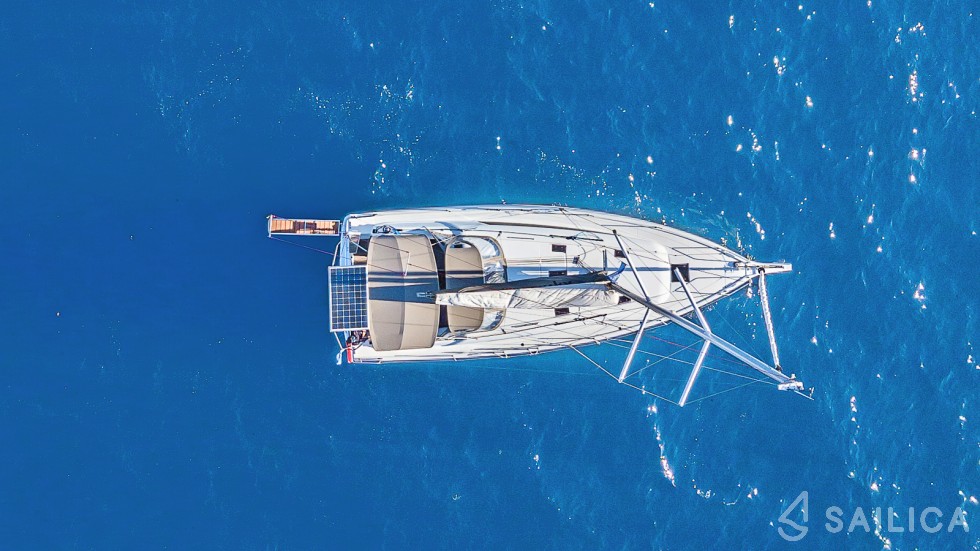 Oceanis 40.1 - Yacht Charter Sailica