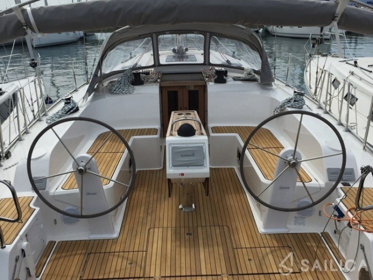 Bavaria Cruiser 46 - Yacht Charter Sailica