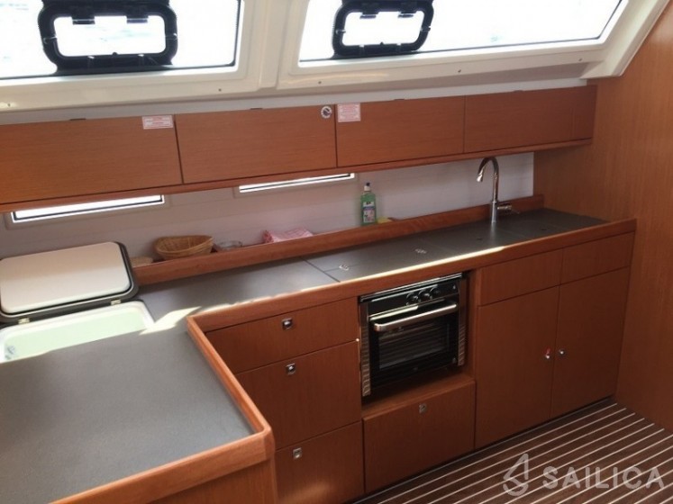 Bavaria Cruiser 46 - Yacht Charter Sailica