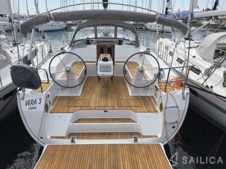 Bavaria Cruiser 46 - Yacht Charter Sailica
