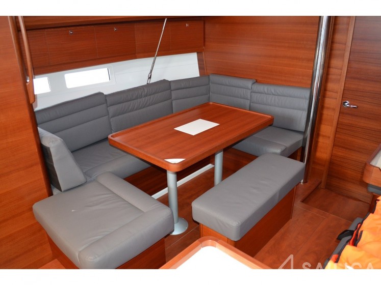 Dufour 412 Grand large - Yacht Charter Sailica