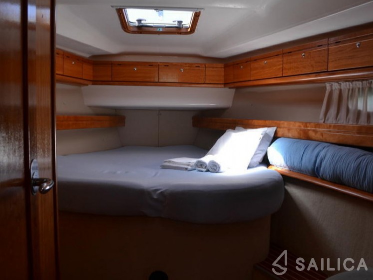 Bavaria 46 Cruiser - Yacht Charter Sailica