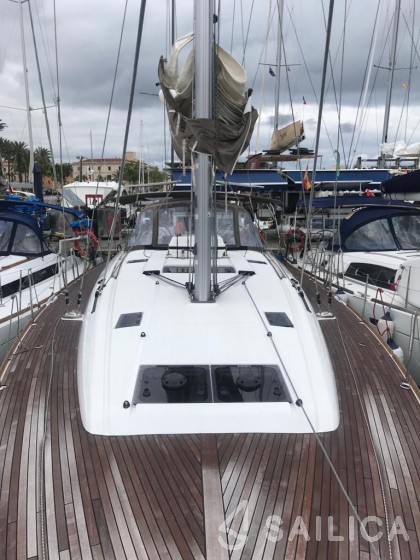 Sun Odyssey 519 - Yacht Charter Sailica