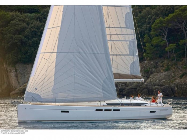 Sun Odyssey 519 - Yacht Charter Sailica
