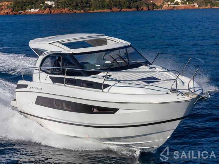 Leader 33 - Yacht Charter Sailica