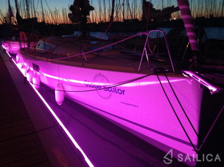 Pogo 12.5 - Yacht Charter Sailica
