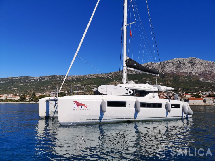 Lagoon 50 - Yacht Charter Sailica