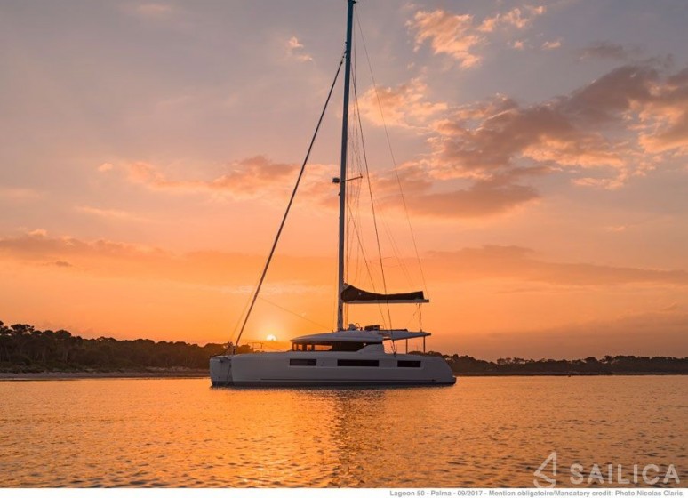 Lagoon 50 - Yacht Charter Sailica