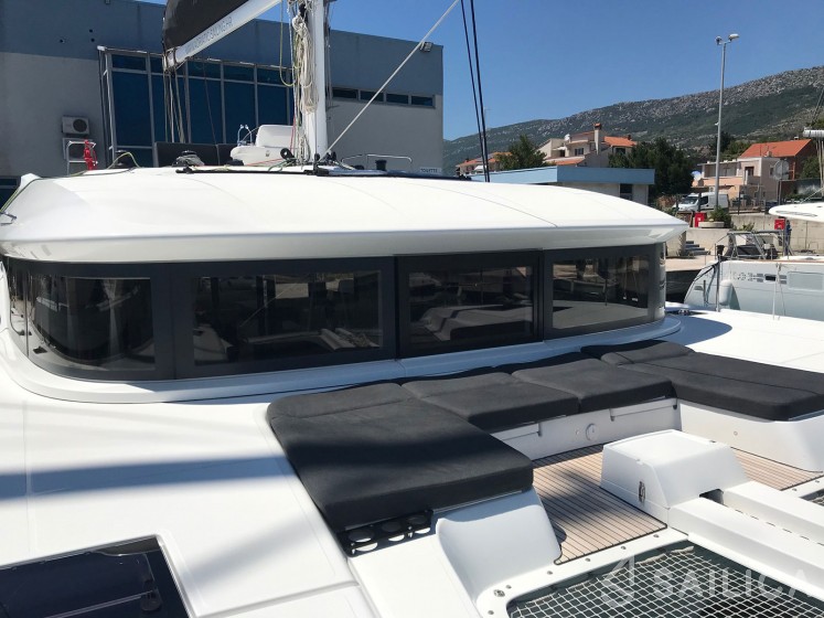 Lagoon 50 - Yacht Charter Sailica