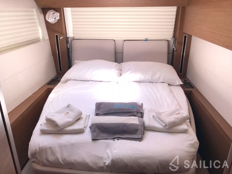 Lagoon 50 - Yacht Charter Sailica