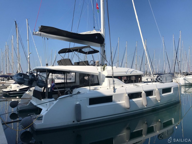 Lagoon 50 - Yacht Charter Sailica