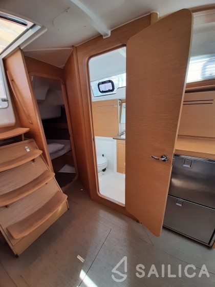 Dufour 382 GL - Yacht Charter Sailica