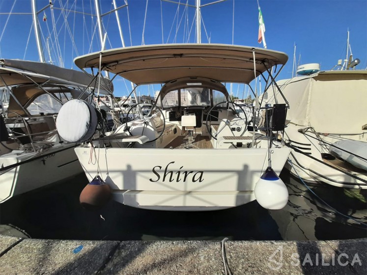 Dufour 382 GL - Yacht Charter Sailica