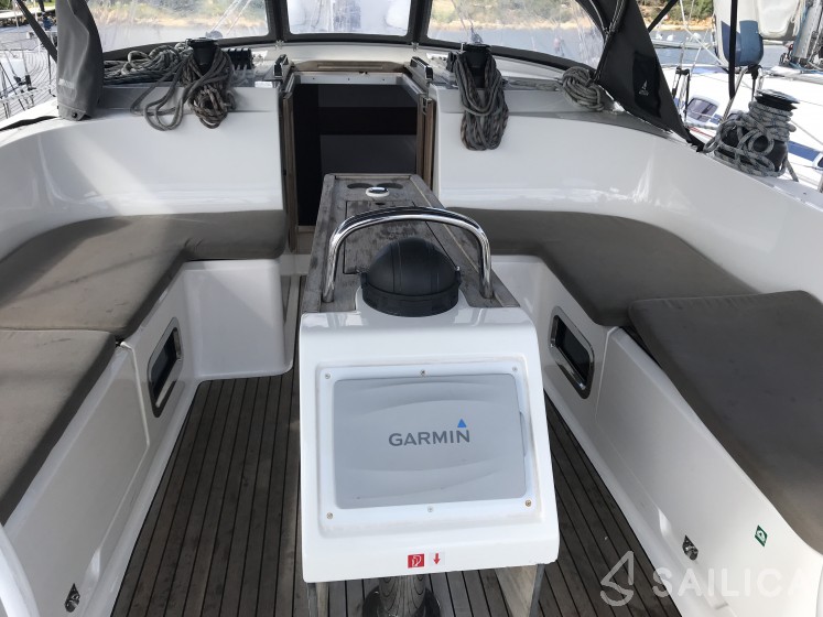 Bavaria Cruiser 46 - Yacht Charter Sailica