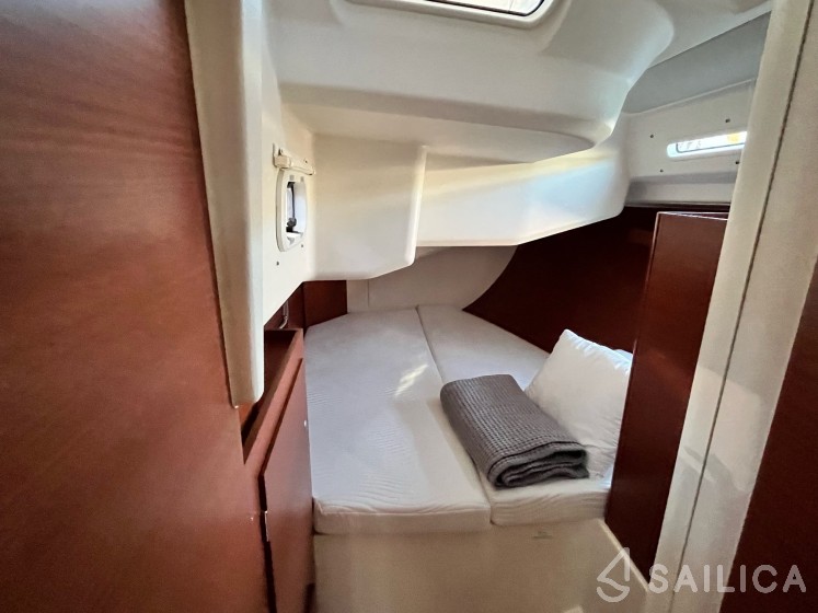 Hanse 458 - Yacht Charter Sailica